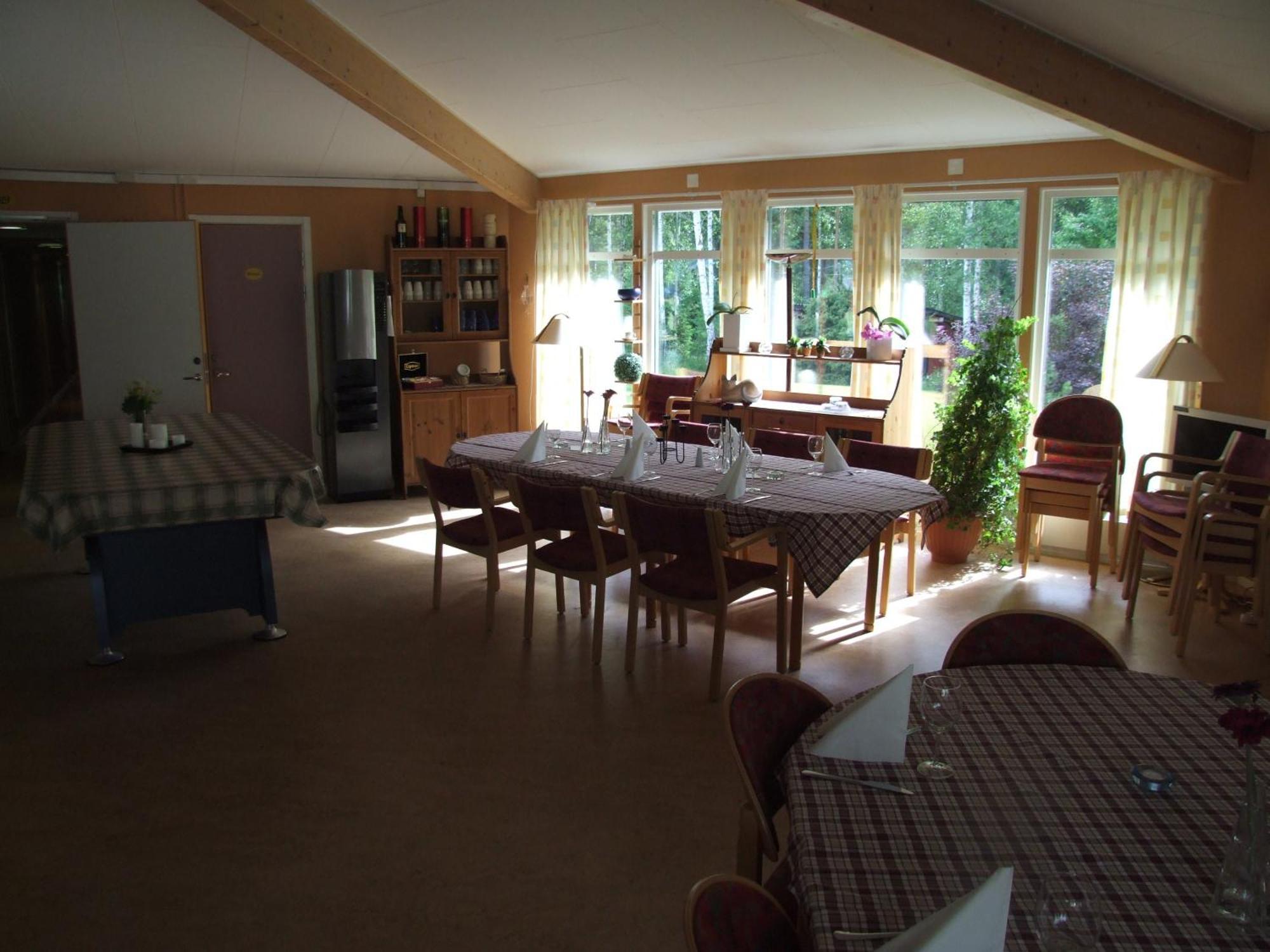 Foellingen Hotell Kisa Екстериор снимка