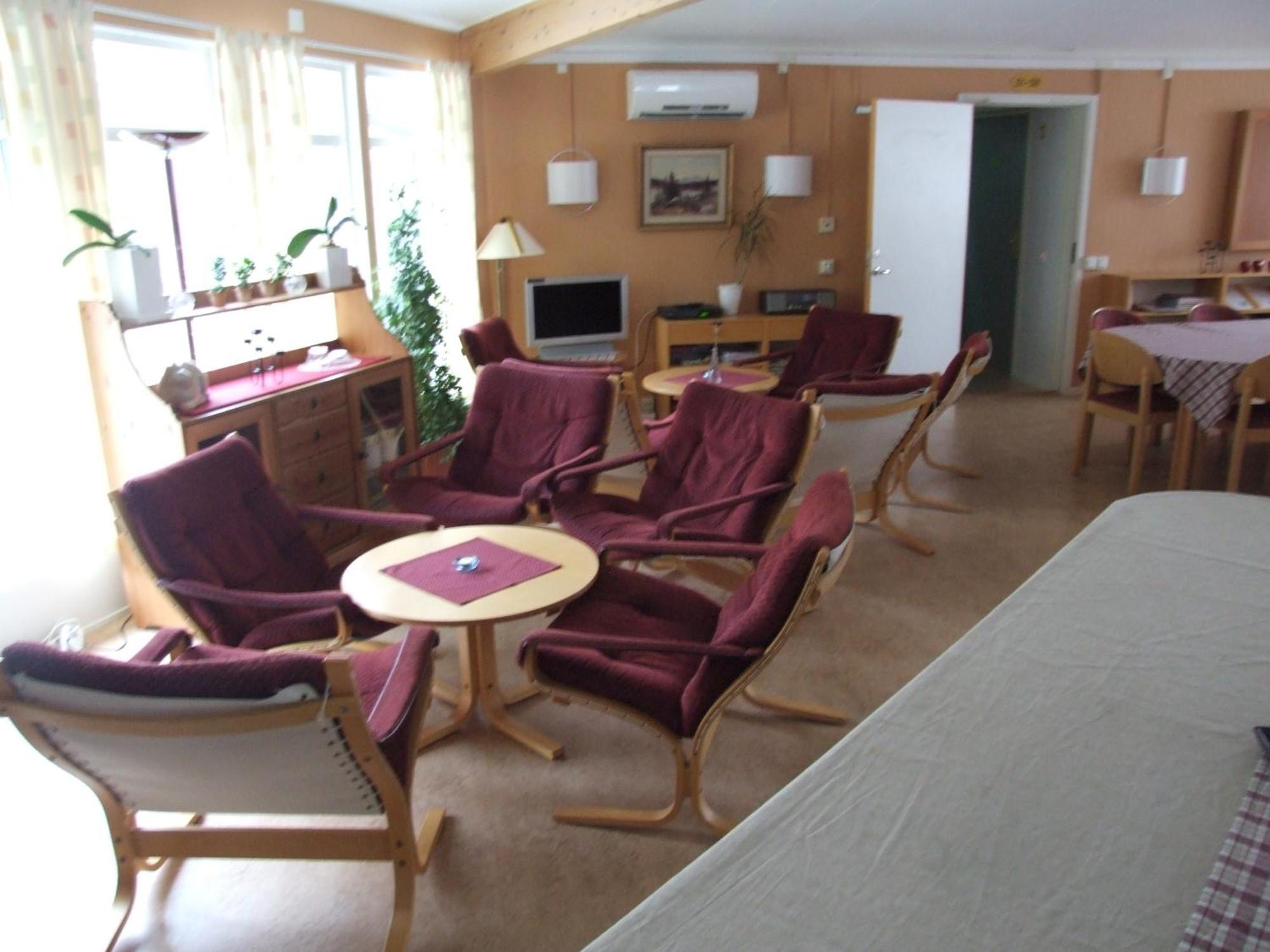 Foellingen Hotell Kisa Екстериор снимка
